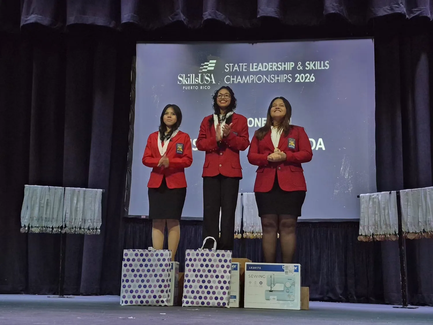 Podio de Diseño de Alta Moda de SkillsUSA