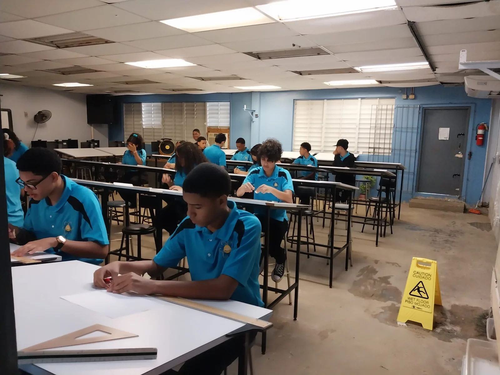 Clase práctica de Dibujo Arquitectónico y Delineante
